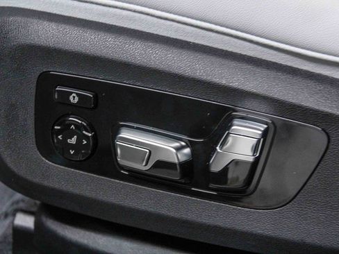 New 2026 BMW XM Label Red image 21