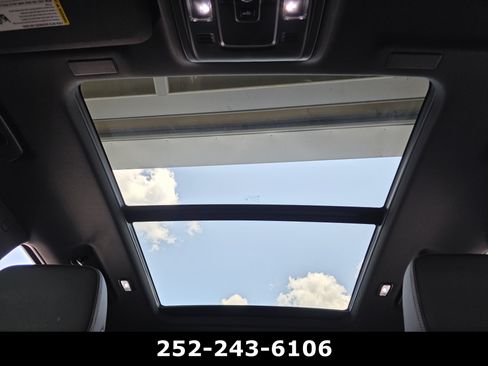 Used 2025 Chevrolet Tahoe RST w/ Advanced Technology Package AWD/4WD image 13
