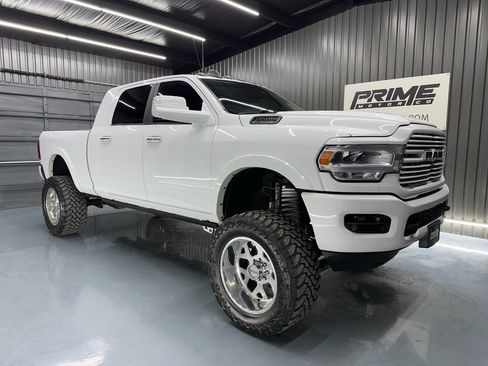 Used 2022 RAM 3500 Laramie image 2