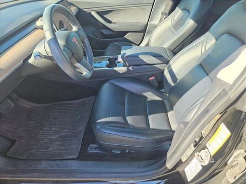 Used 2018 Tesla Model 3 Mid Range image 12