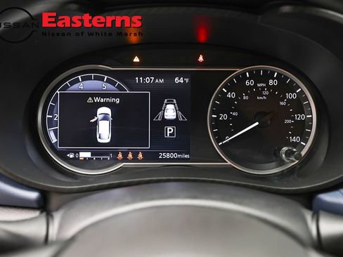 Used 2025 Nissan Versa SV FWD image 17