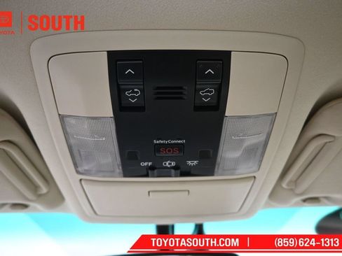 Used 2017 Lexus GX 460 AWD/4WD image 22