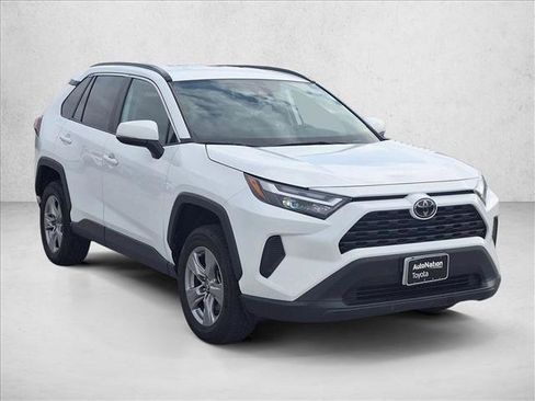 Used 2024 Toyota RAV4 XLE AWD/4WD image 3