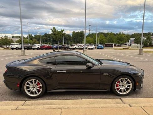 Used 2024 Ford Mustang GT Premium RWD image 6