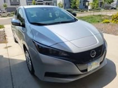 Used 2025 Nissan Leaf S FWD image 22