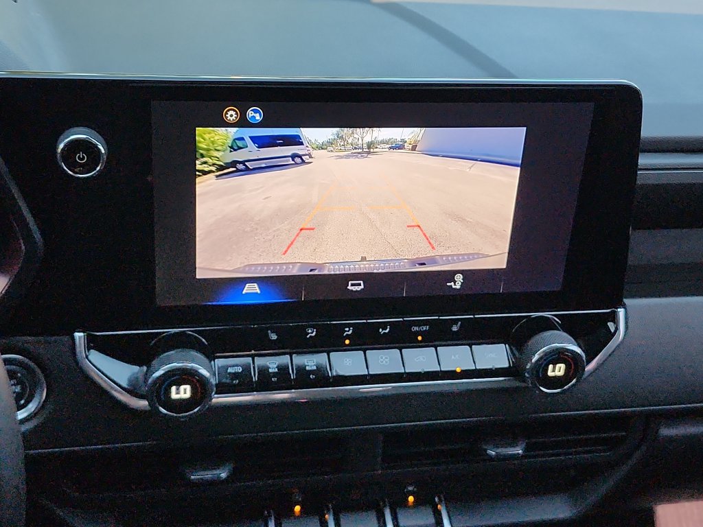 Used 2026 Chevrolet Colorado Trail Boss AWD/4WD image 27