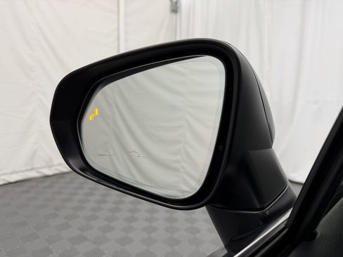 Used 2022 Lexus RX 350L Premium image 17