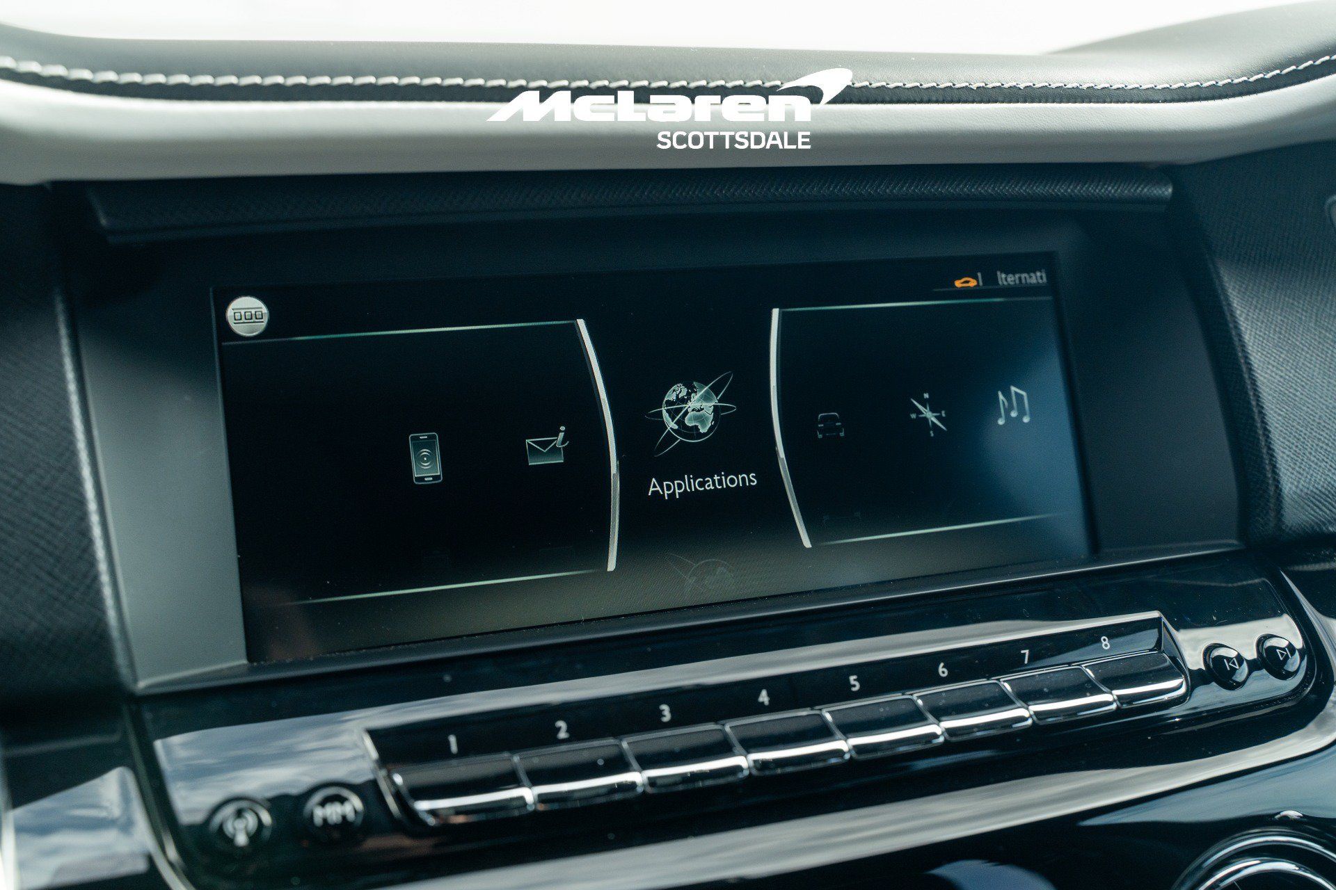 Used 2022 Rolls-Royce Cullinan AWD/4WD image 15