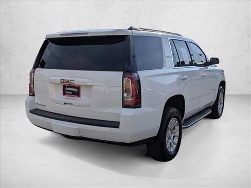 Used 2017 GMC Yukon SLT image 5