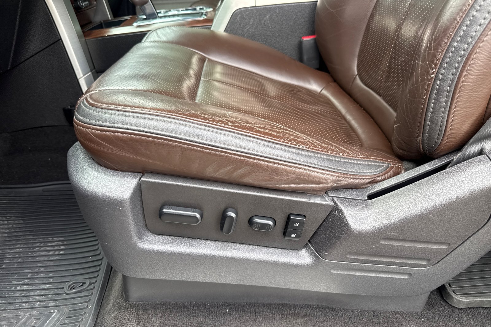 Used 2009 Ford F150 Platinum AWD/4WD image 12