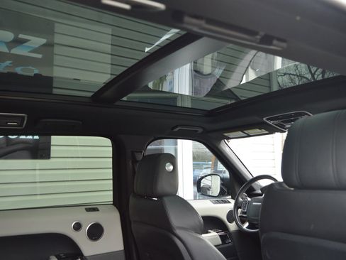 Used 2016 Land Rover Range Rover Sport Supercharged image 32