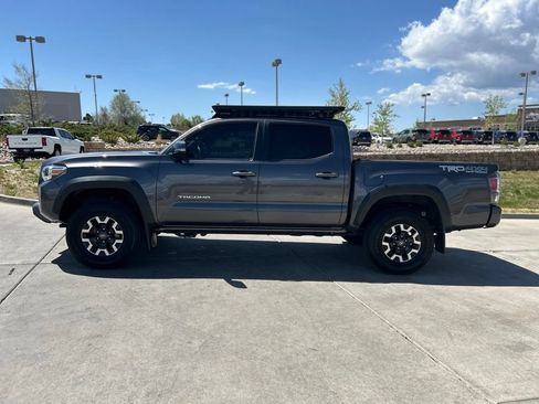 Used 2020 Toyota Tacoma TRD Off-Road w/ Technology Package AWD/4WD image 5