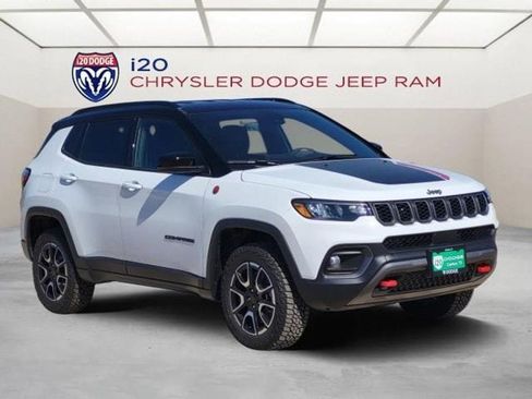 New 2026 Jeep Compass Trailhawk image 1
