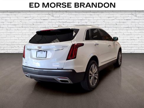 Certified 2025 Cadillac XT5 Premium Luxury w/ Technology Package AWD/4WD image 5