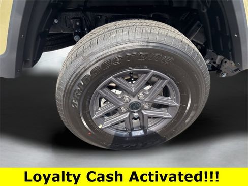 New 2025 Jeep Gladiator Sport image 28