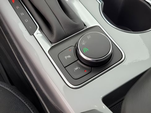 New 2026 Chevrolet Blazer LT w/ Convenience Package image 11