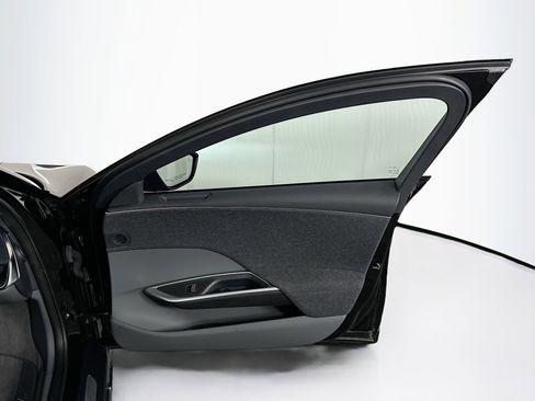 Used 2024 Lucid Air Pure RWD image 33