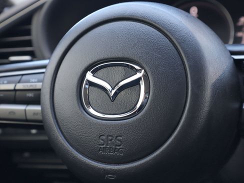 Certified 2022 MAZDA MAZDA3 s image 26