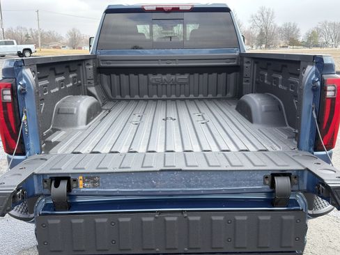 New 2026 GMC Sierra 3500 Denali w/ Denali Reserve Package image 12