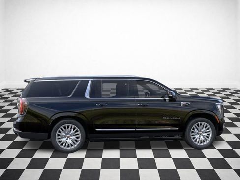 New 2026 GMC Yukon XL Denali w/ Denali Reserve Package image 35