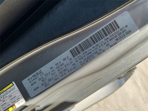 Used 2017 Jeep Wrangler Unlimited Sahara w/ Connectivity Group image 30