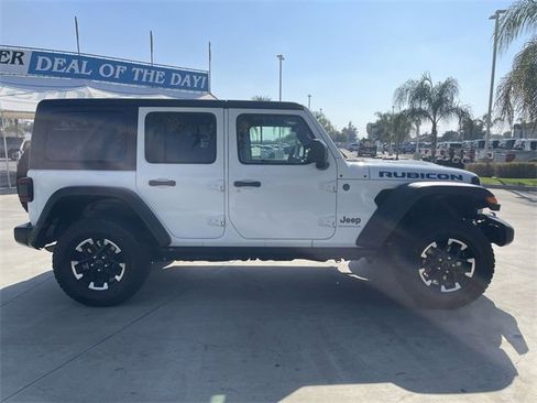 Used 2024 Jeep Wrangler Unlimited Rubicon 4xe image 9