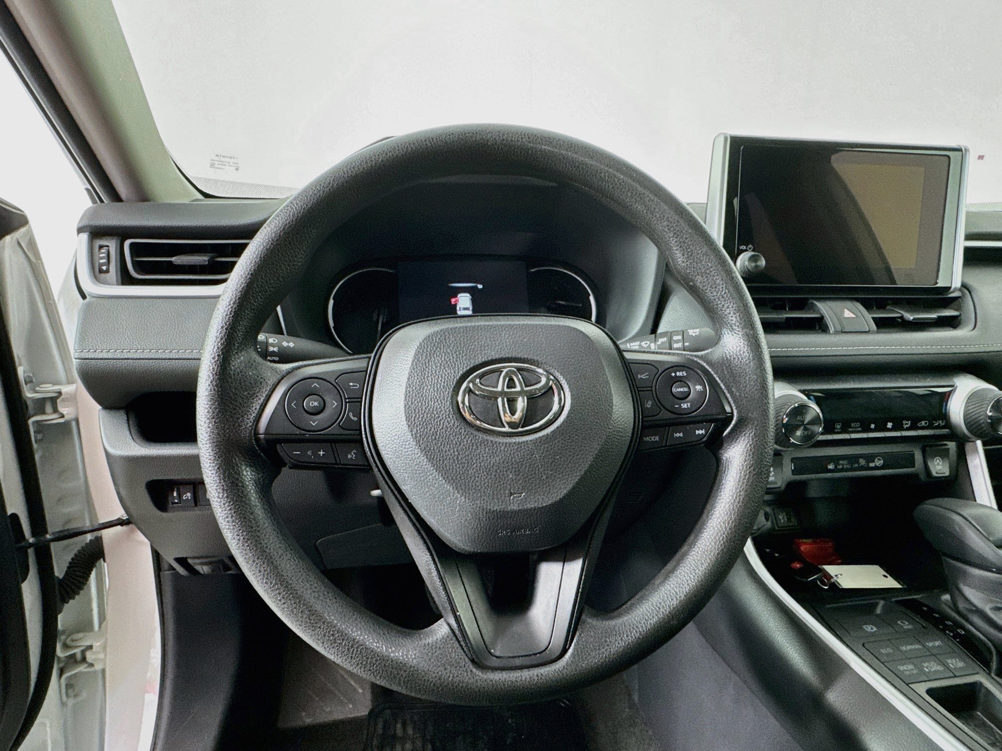 Certified 2025 Toyota RAV4 XLE AWD/4WD image 11