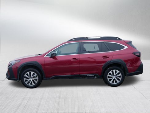 Certified 2025 Subaru Outback Premium image 4