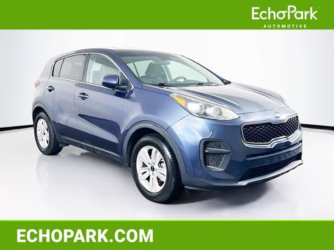 Used 2018 Kia Sportage LX image 1