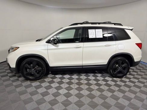 Used 2019 Honda Passport Elite image 3