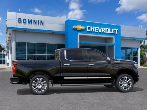 New 2026 Chevrolet Silverado 1500 High Country AWD/4WD image 6