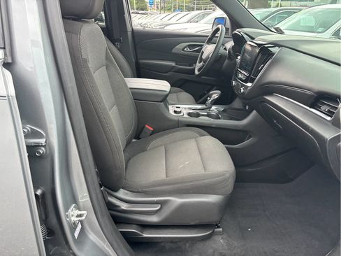 Certified 2024 Chevrolet Traverse LT FWD image 23
