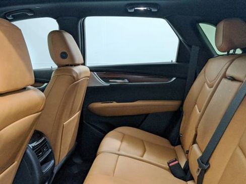 Used 2021 Cadillac XT5 Premium Luxury w/ LPO, Floor Liner Package image 32