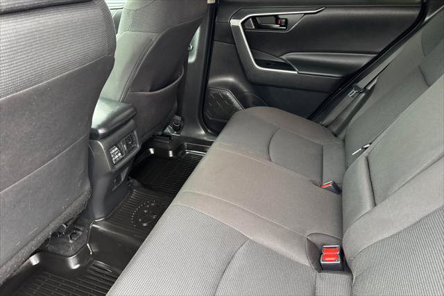 Certified 2024 Toyota RAV4 LE AWD/4WD image 4