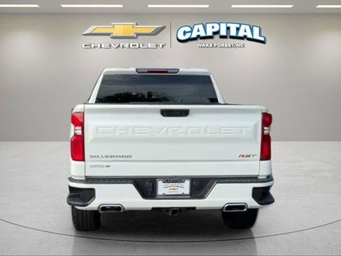 Used 2024 Chevrolet Silverado 1500 RST w/ Z71 Off-Road Package AWD/4WD image 4