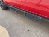 Used 2022 Nissan Frontier SV image 3
