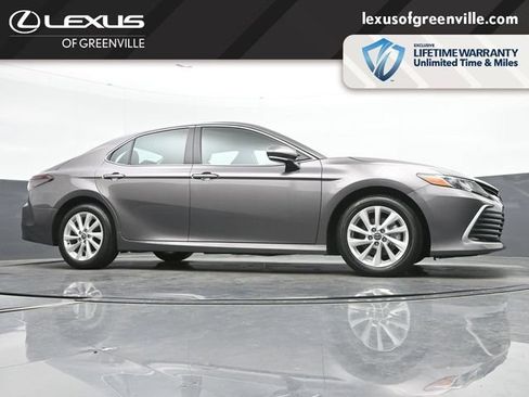 Used 2024 Toyota Camry LE w/ Convenience Package FWD image 30