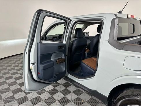 Used 2024 Ford Maverick Lariat image 27