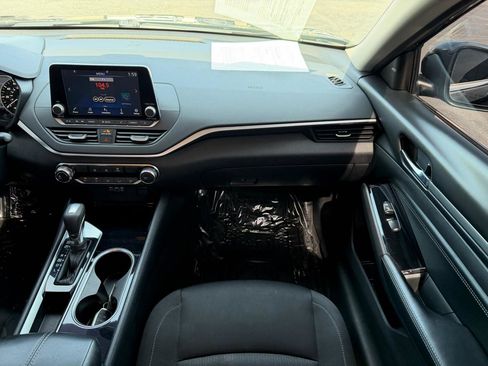 Used 2021 Nissan Altima 2.5 SV image 22