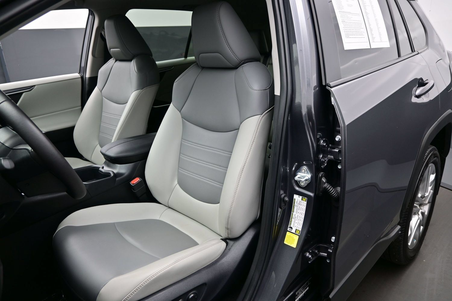 Used 2025 Toyota RAV4 XLE Premium w/ Weather Package FWD image 12