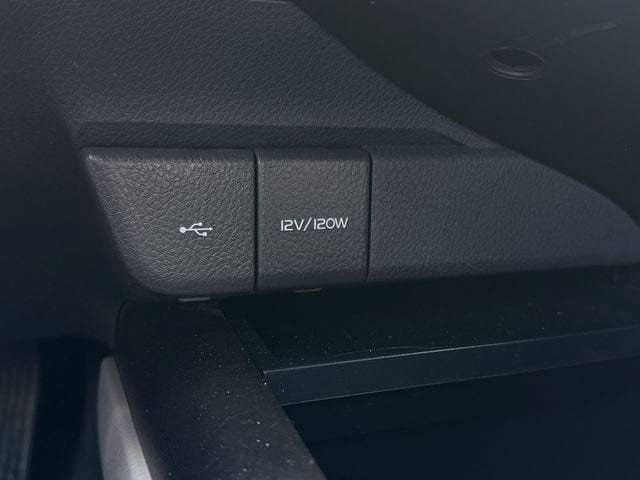 Used 2023 Toyota Camry LE FWD image 19