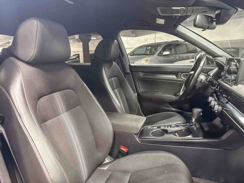 Used 2024 Honda Civic Sport image 17