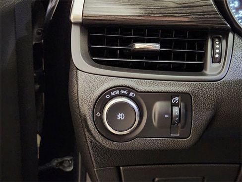 Used 2017 Buick Envision Premium image 18