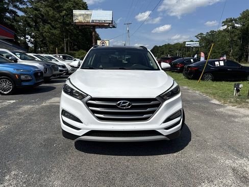 Used 2018 Hyundai Tucson Value AWD/4WD image 2
