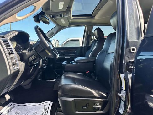 Used 2017 RAM 2500 Laramie w/ Convenience Group image 14