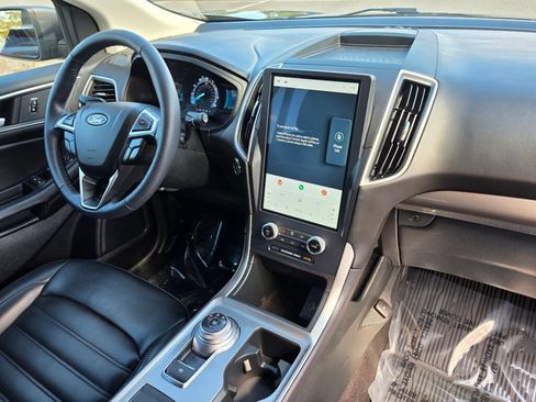 Certified 2023 Ford Edge SEL w/ Convenience Package AWD/4WD image 10