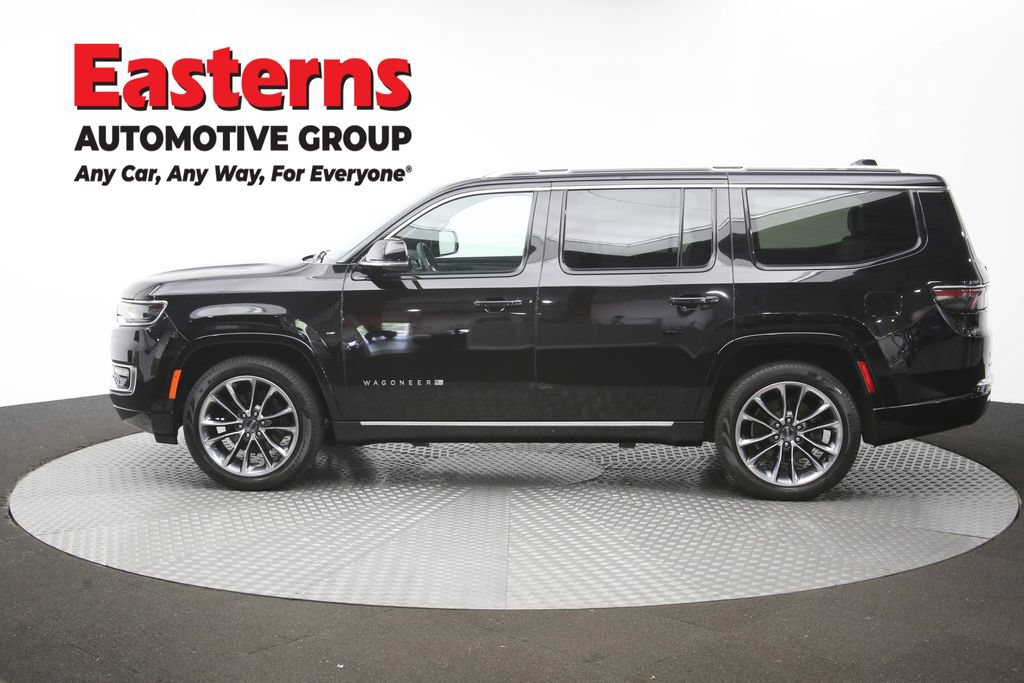 Used 2024 Jeep Wagoneer Series III w/ Premium Group I AWD/4WD image 68