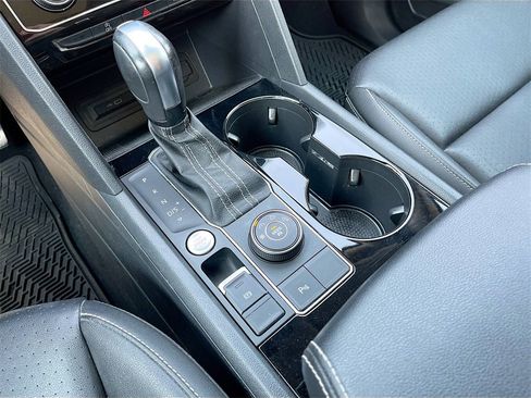 Used 2023 Volkswagen Atlas SEL R-Line image 17