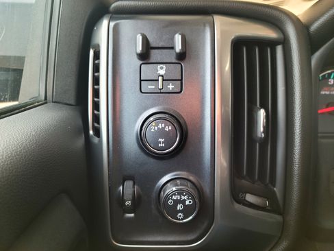 Used 2018 Chevrolet Silverado 2500 LT w/ All Star Edition image 14