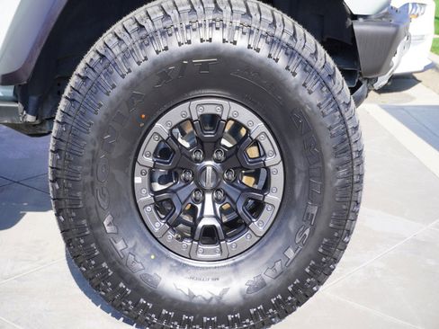 Used 2023 Ford Bronco Raptor image 5